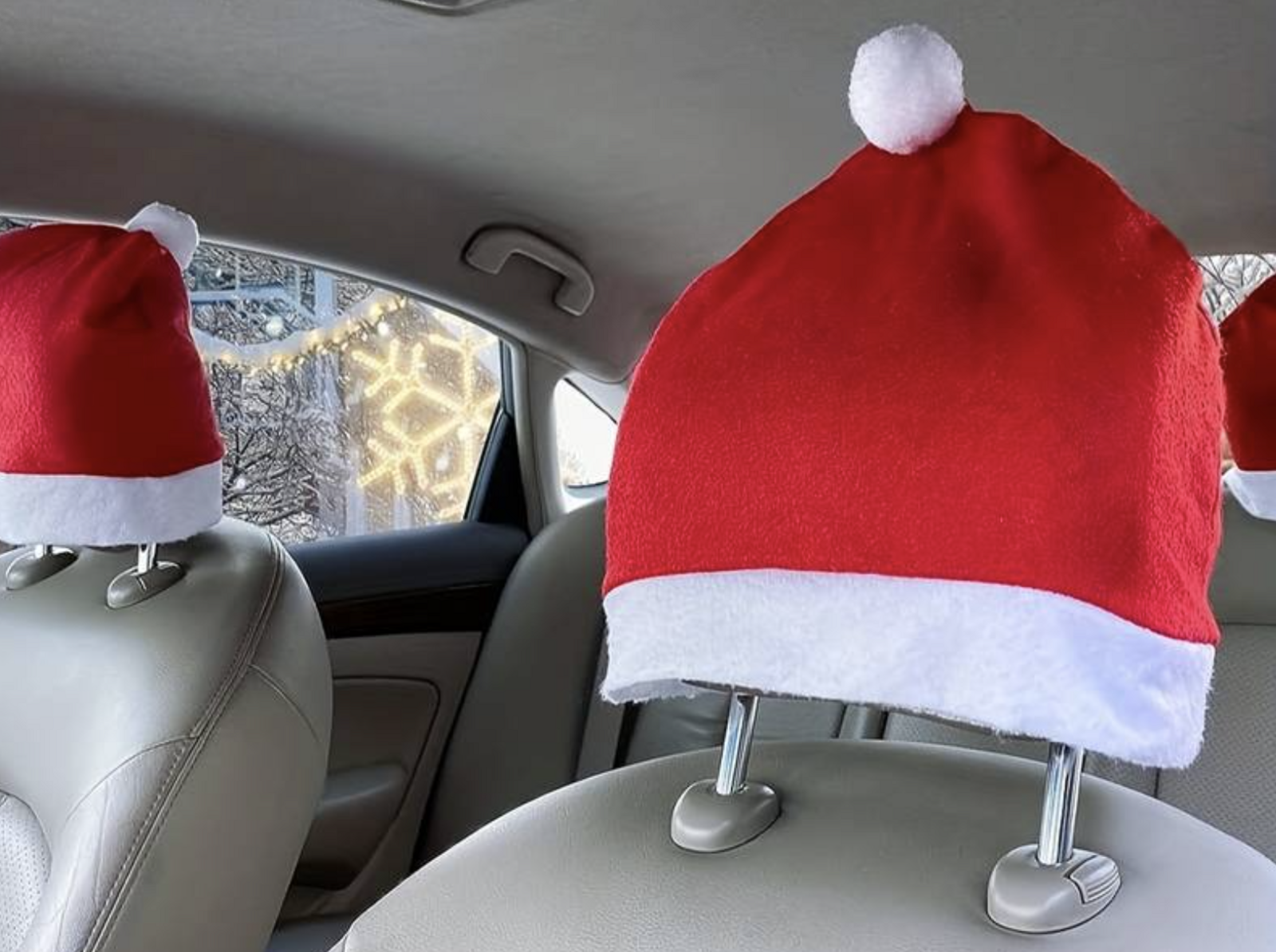 Samichlaus-Bezüge für die Kopfstütze stellen kein Problem dar. Bild: Zvg