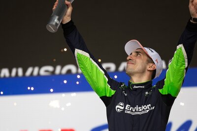 Sébastien Buemi feiert den zweiten Platz beim ePrix von Mexiko