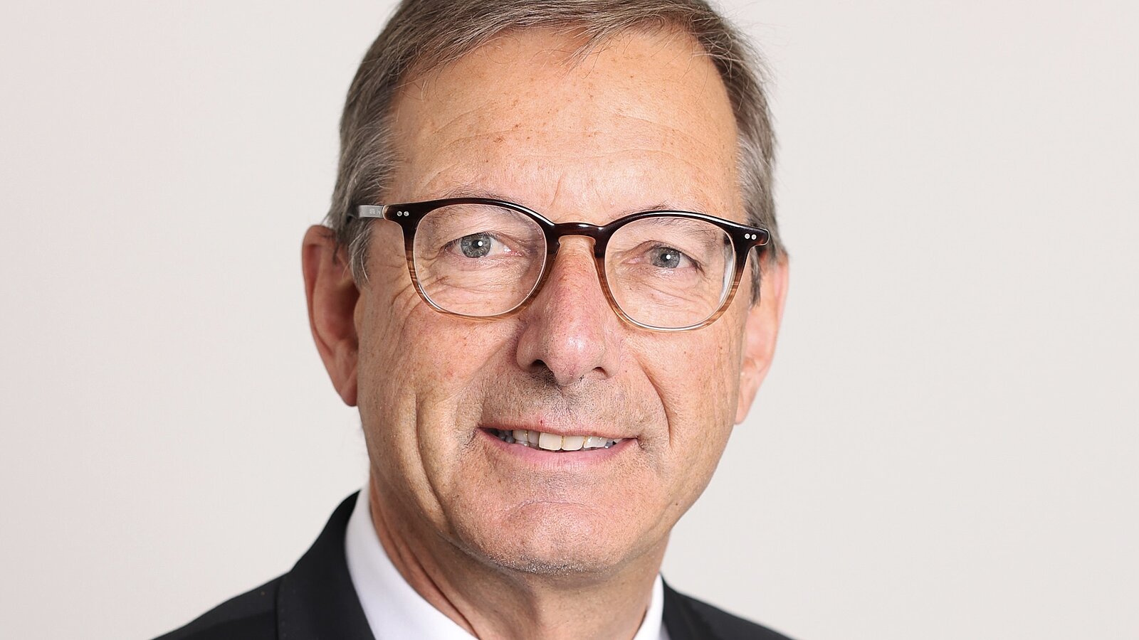 FDP-Ständerat Josef Dittli unterstellt dem Bundesrat eine «passive Duldung des Ausweichverkehrs».