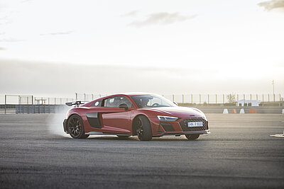 Driftender Audi R8