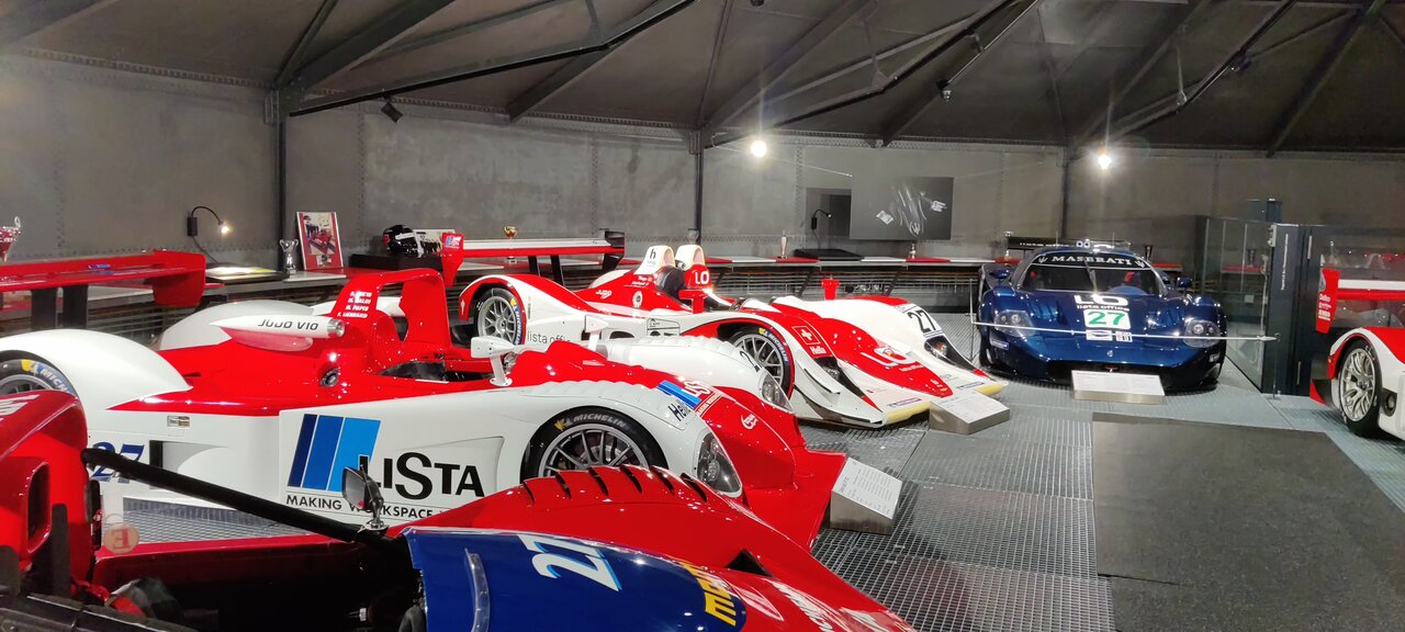 Blick in die Ausstellung der Autobau Erlebniswelt in Romanshorn TG