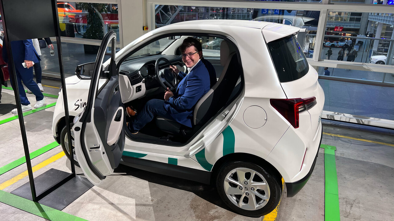 Martin A. Bartholdi im Elaris Dyo an der Auto Zürich 2023