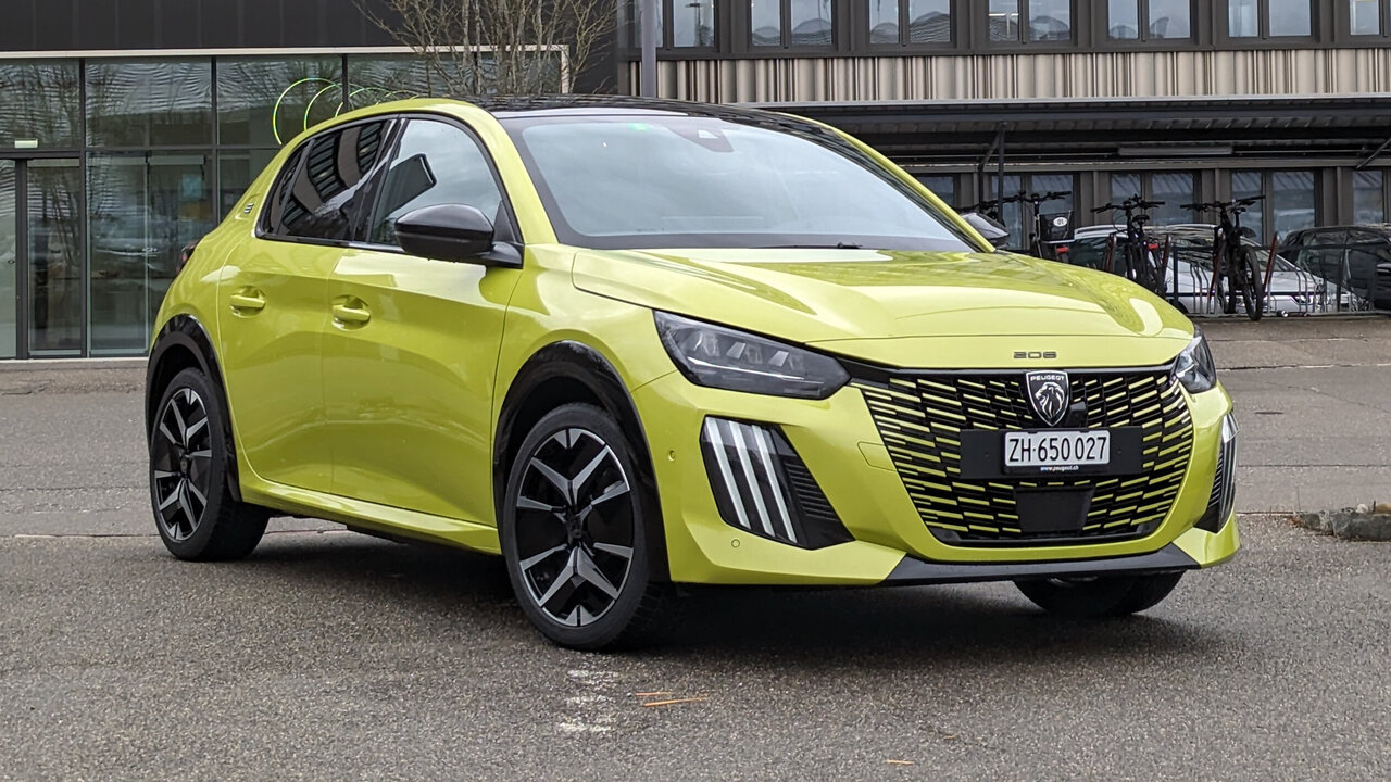 Peugeot 208