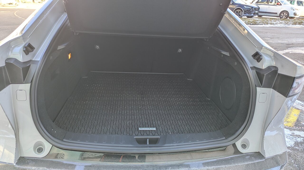 Kofferraum des Mazda 6e