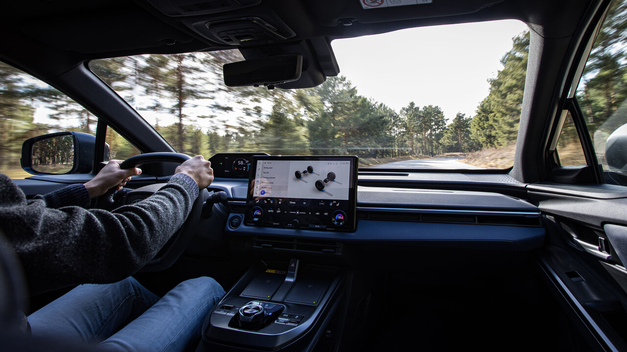 Cockpit des Subaru E-Outback