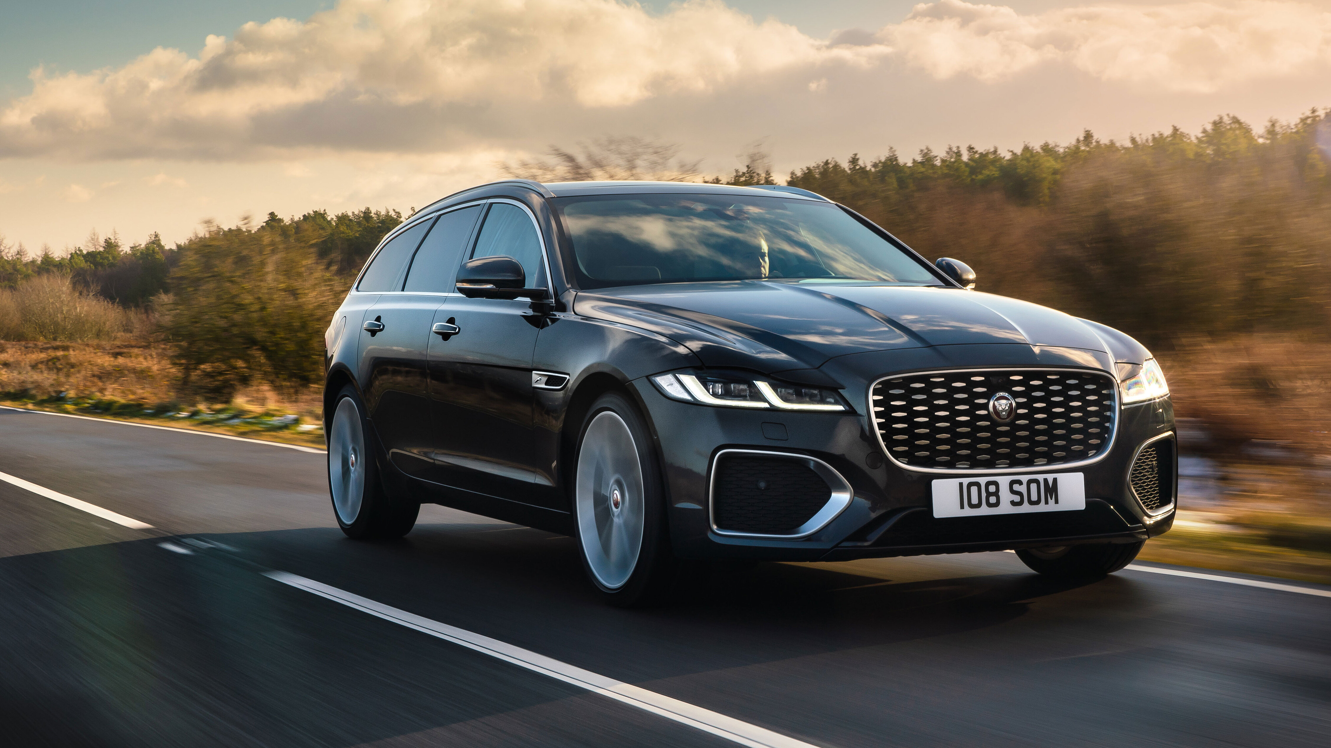 Jaguar XF Sportbrake von vorne