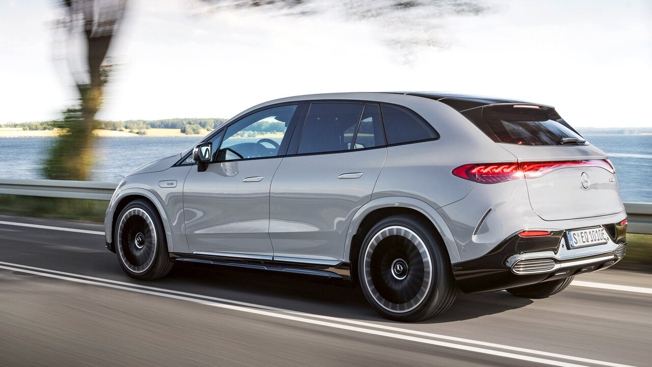 Mercedes EQE SUV