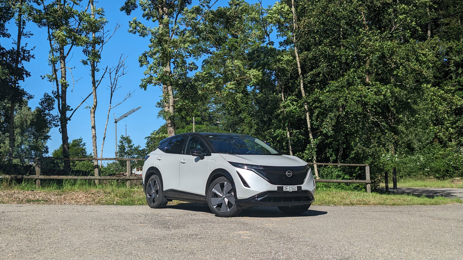 Nissan Ariya von vorne