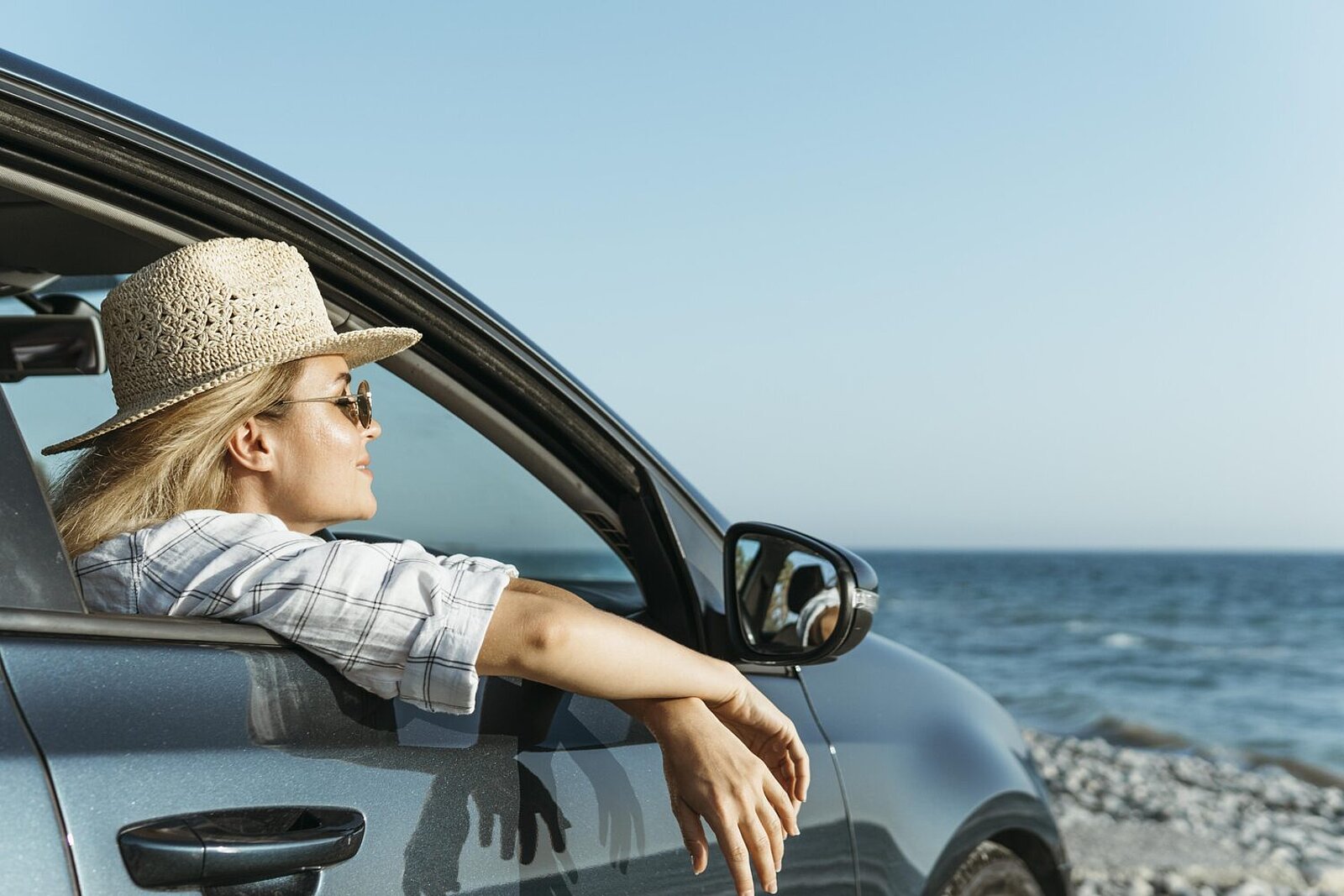 Wer nicht genau weiss, ob für die Fahrt mit dem Mietauto im Ferienland der Schweizer Führerausweis reicht, lässt sich sicherheitshalber einen internationalen Führerschein ausstellen.