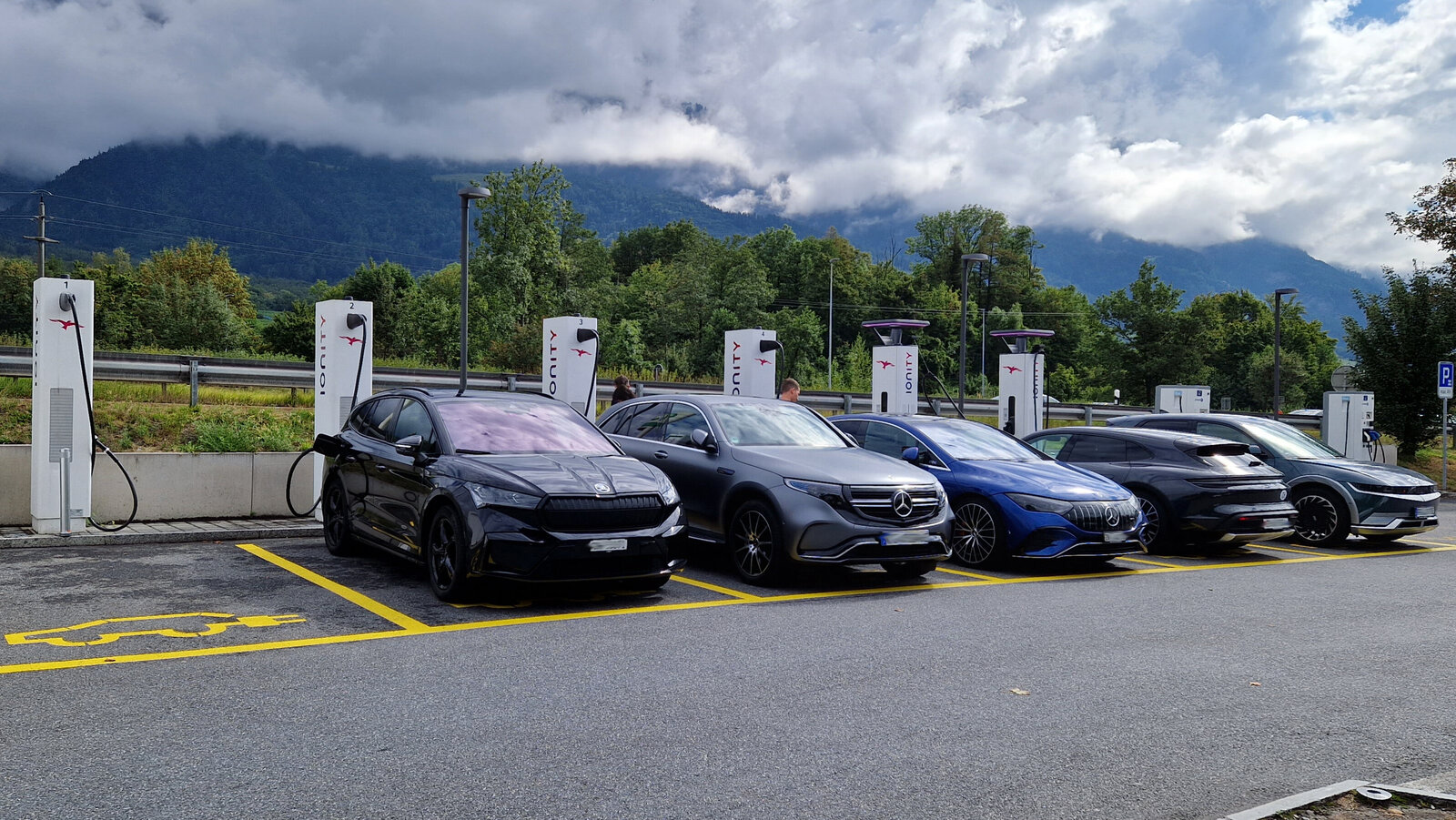 Elektroautos am Laden