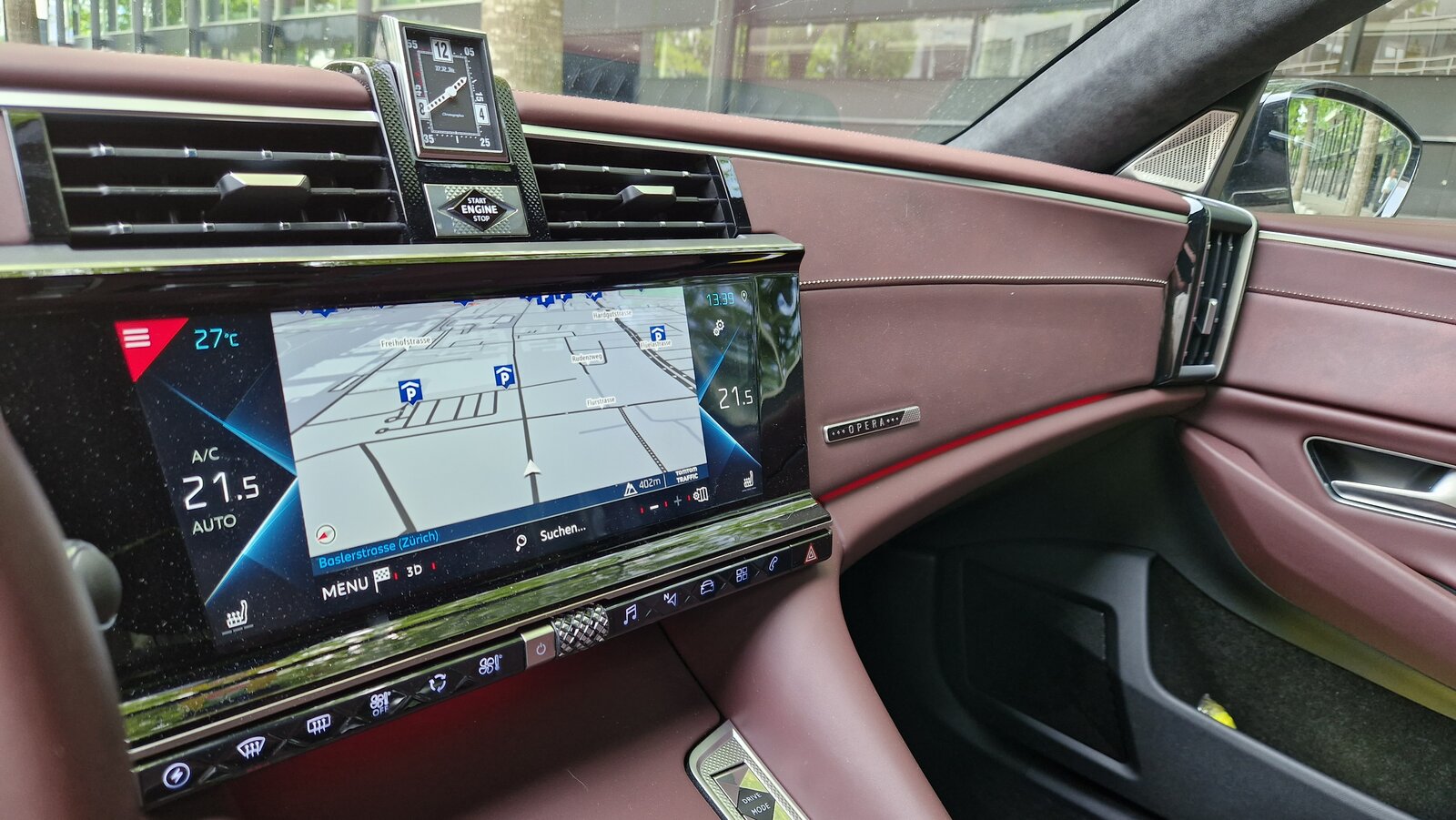 Touchscreen des DS 9 E-Tense 360