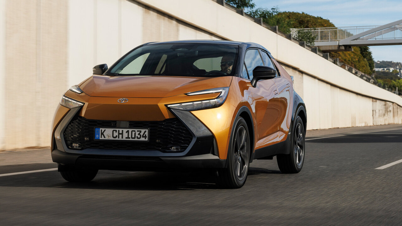 Toyota C-HR von vorne