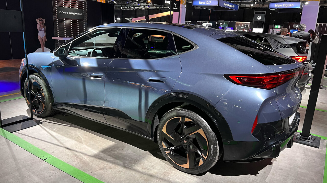 Cupra Tavascan an der Auto Zürich 2023