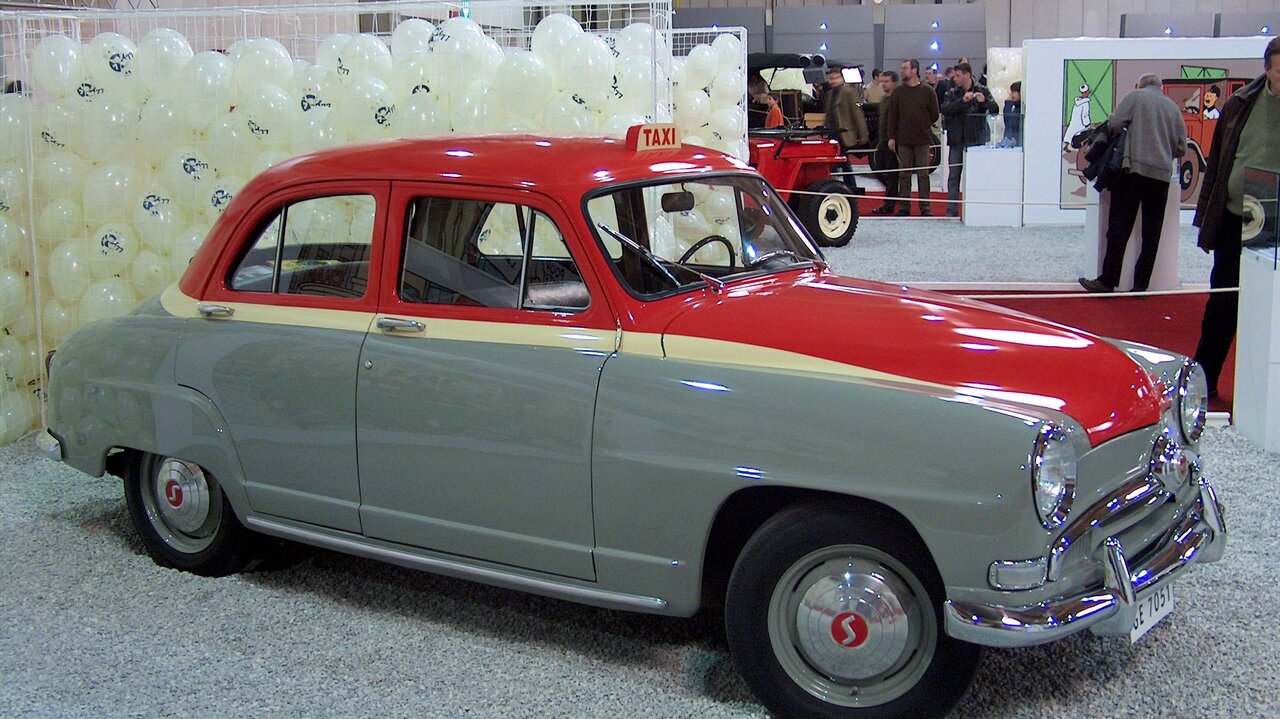 Mit dem Aronde stellte Simca erstmals nach dem Zweiten Weltkrieg selbst einen Personenwagen her.