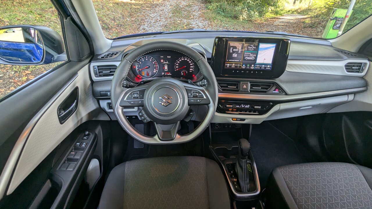Cockpit im Suzuki Swift