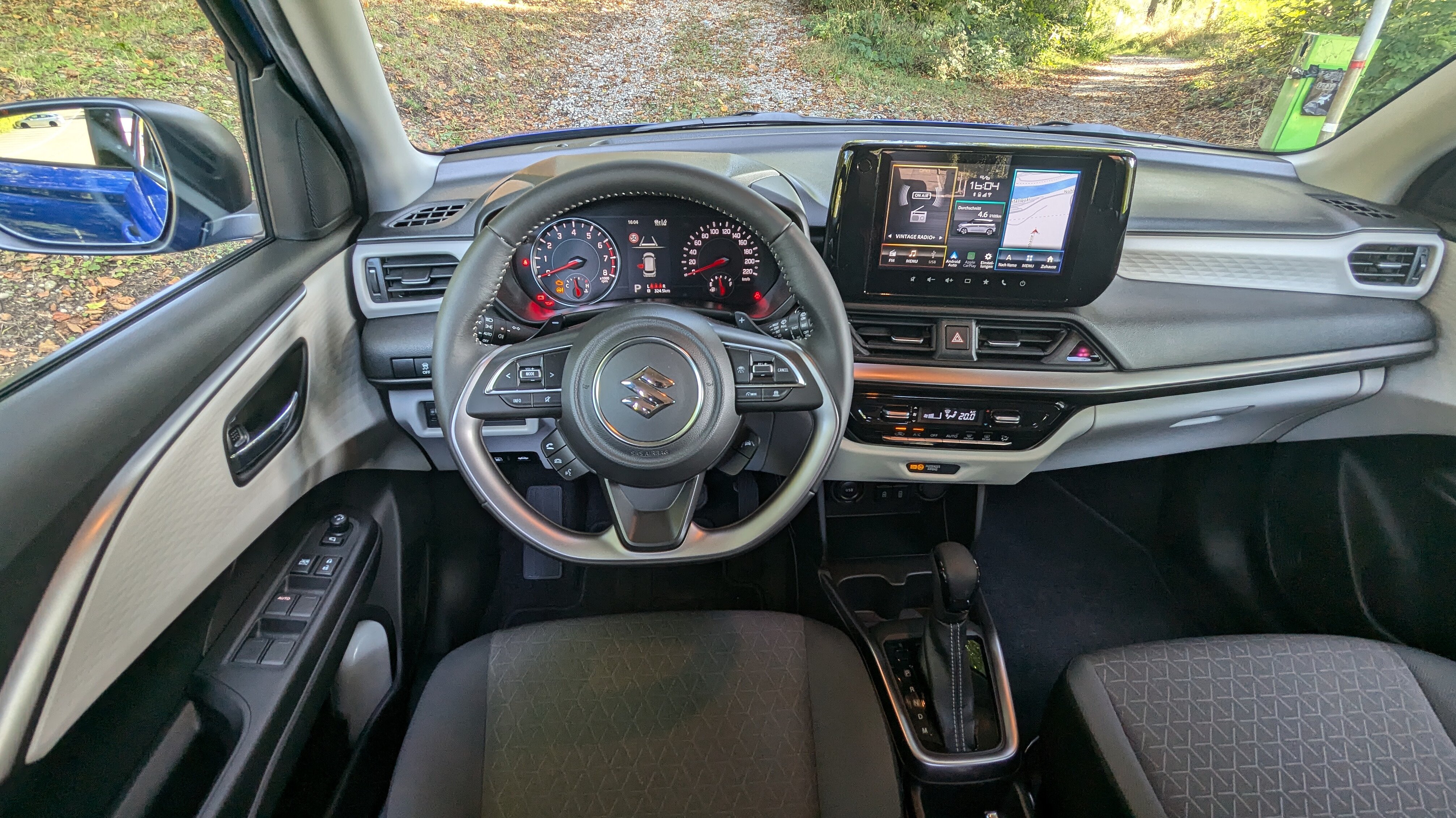 Cockpit im Suzuki Swift