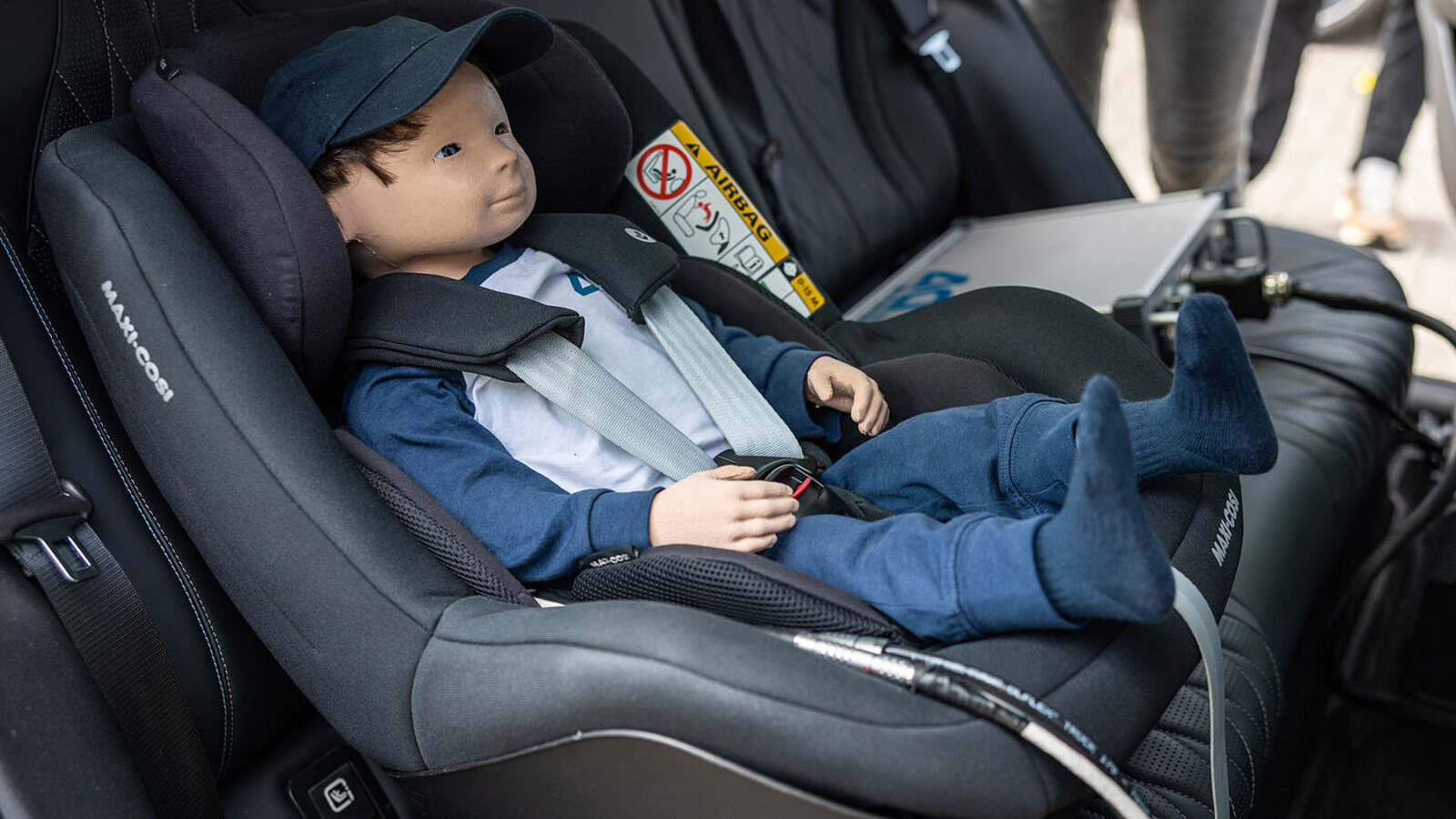 Kindersitz mit Dummy