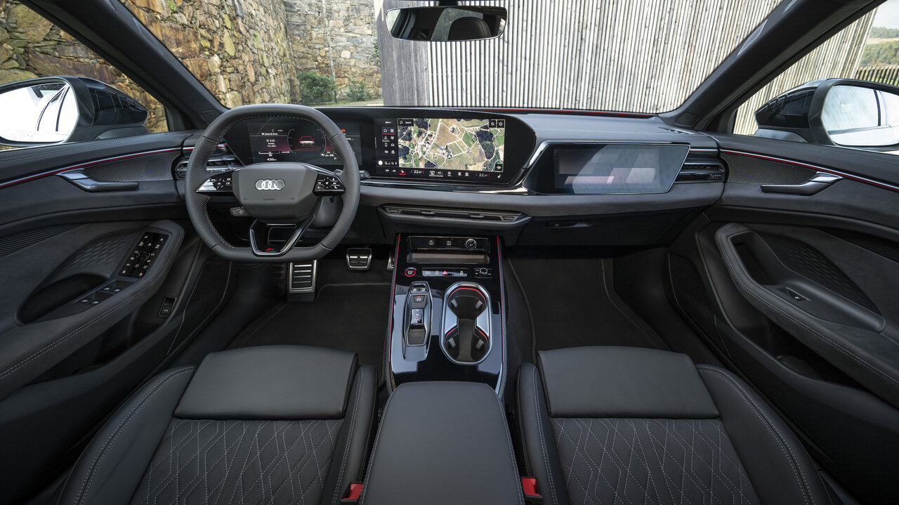 Cockpit des Audi A6 Avant