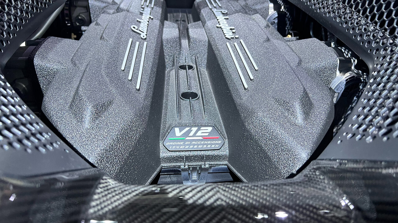 Motor des Lamborghin Revuelto