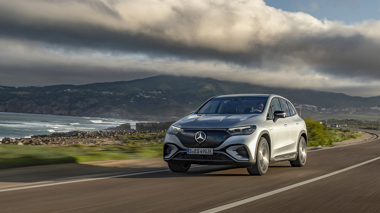 Mercedes EQE SUV