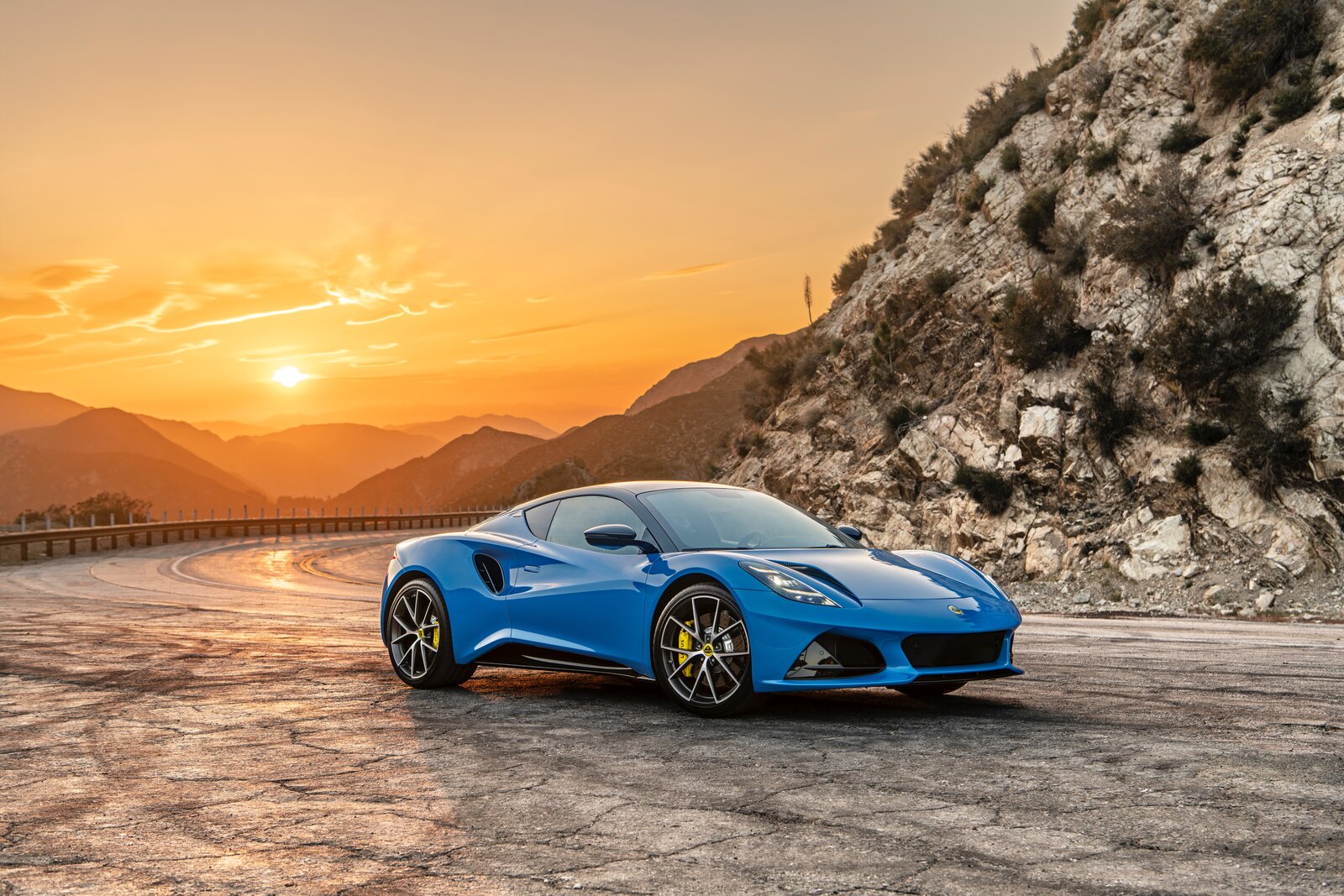 Lotus Emira