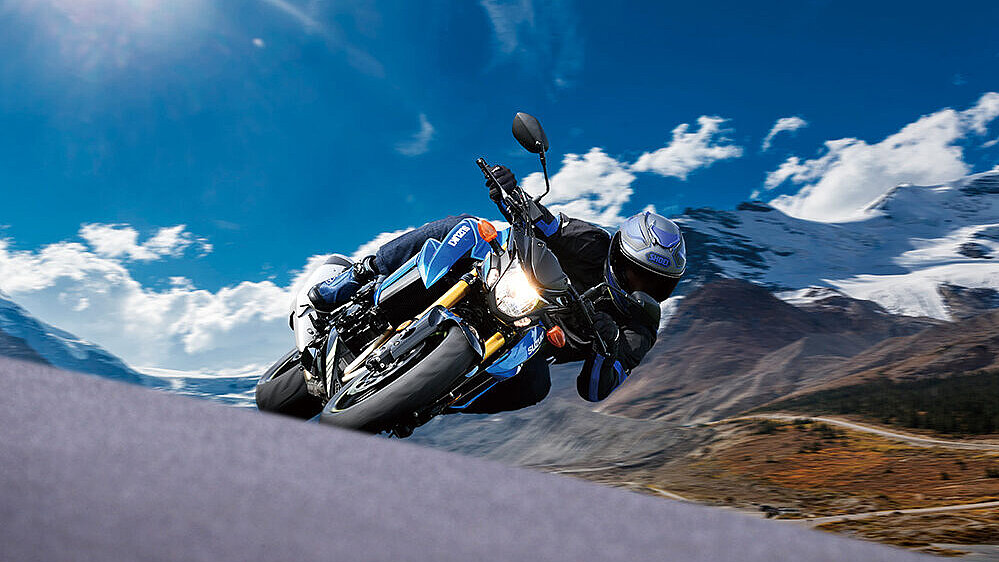 Suzuki GSX S750