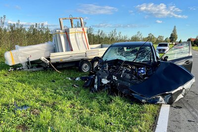 Unfallfahrzeuge nach dem Unfall in Schocherswil
