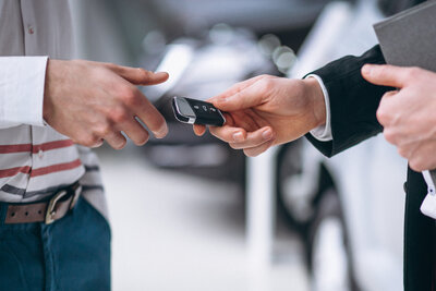 Der grösste Vorteil des Leasings ist, dass man nicht den Neupreis eines Autos bezahlen muss, es aber trotzdem fährt.