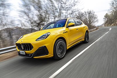 Der Maserati Grecale Trofeo begeistert mit seinem herrlich tiefen Grummelton. Bild: Maserati