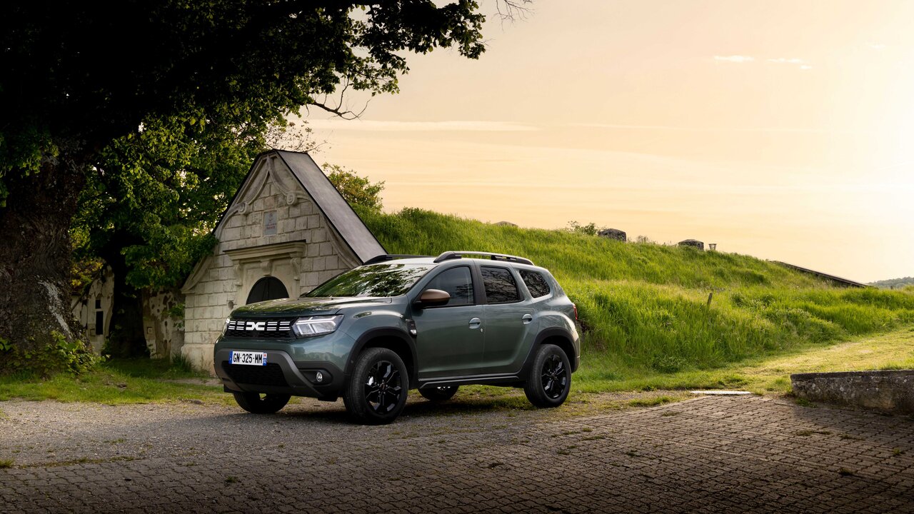 Dacia Duster von vorne