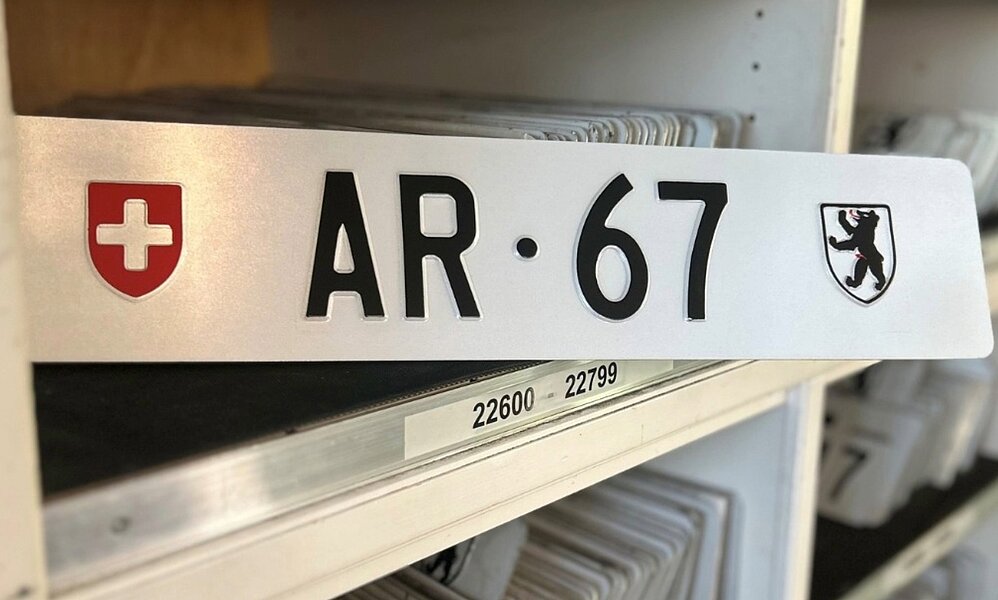 Kontrollschild «AR 67»