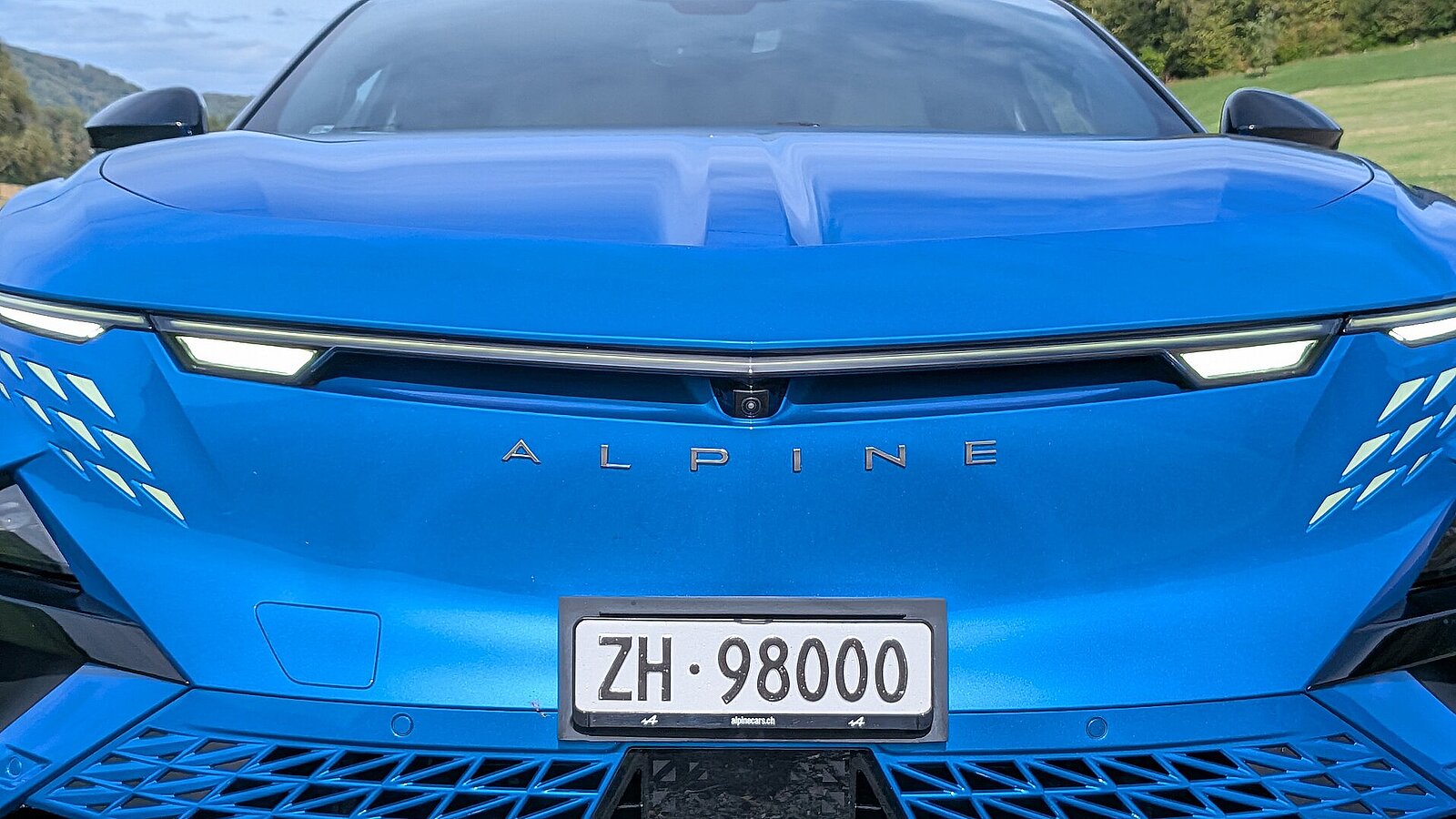 Alpine A390