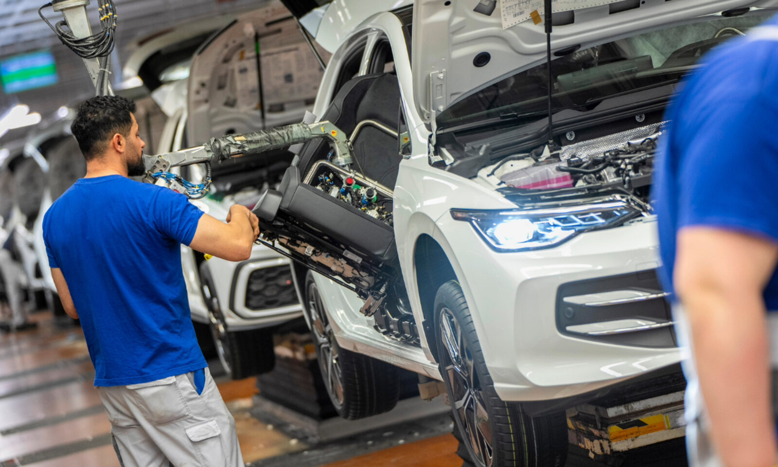Viele Mitarbeitende in Deutschland sind aufgrund der angekündigten VW-Sparpläne verunsichert. Bild: VW