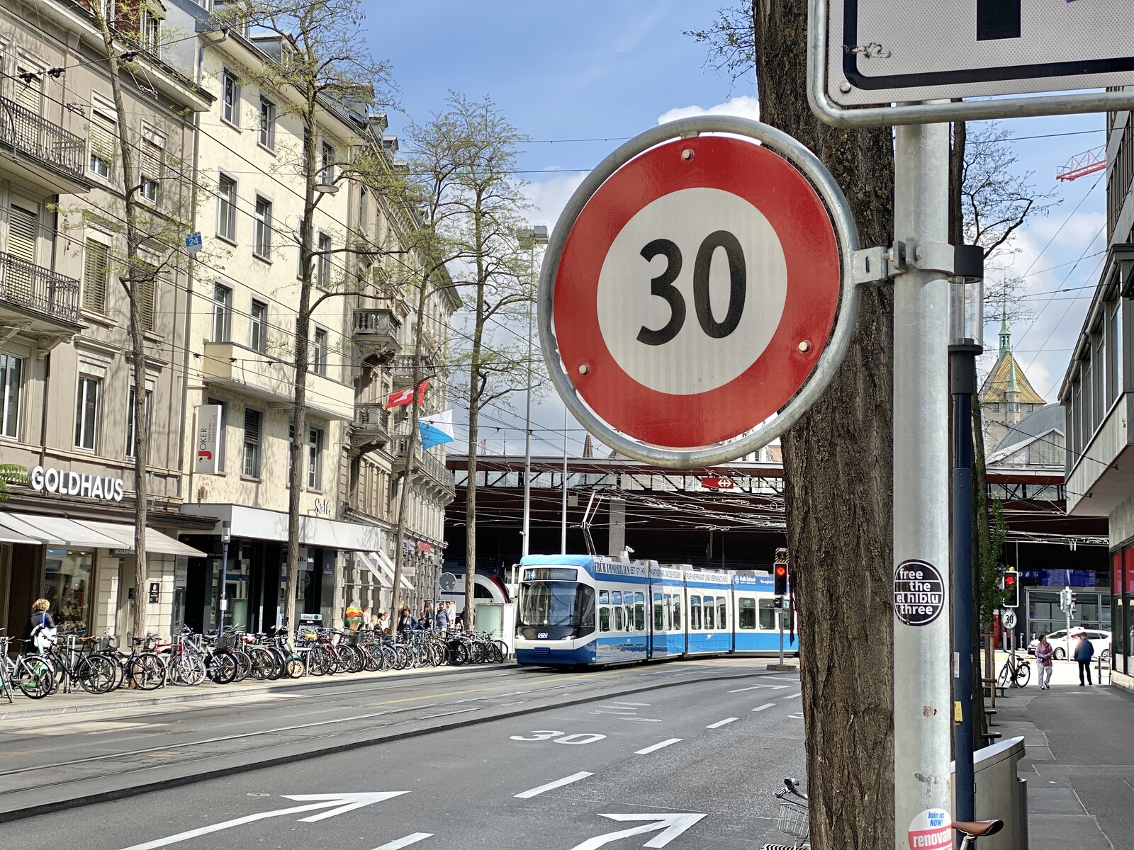 Tempo 30 Löwenplatz Zürich