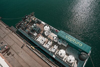 Ein Schiff mit Einrichtungen von Captura