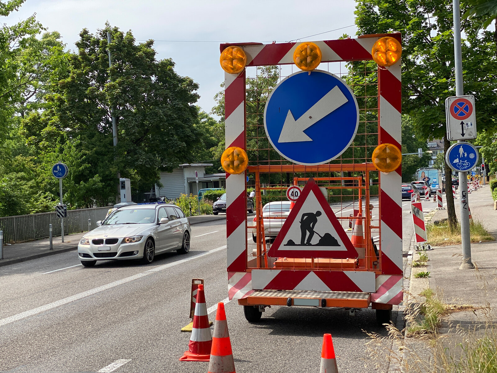 Umleitungsanhänger Baustelle Bellerivestrasse Zürich
