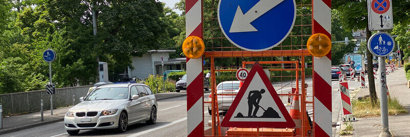 Umleitungsanhänger Baustelle Bellerivestrasse Zürich