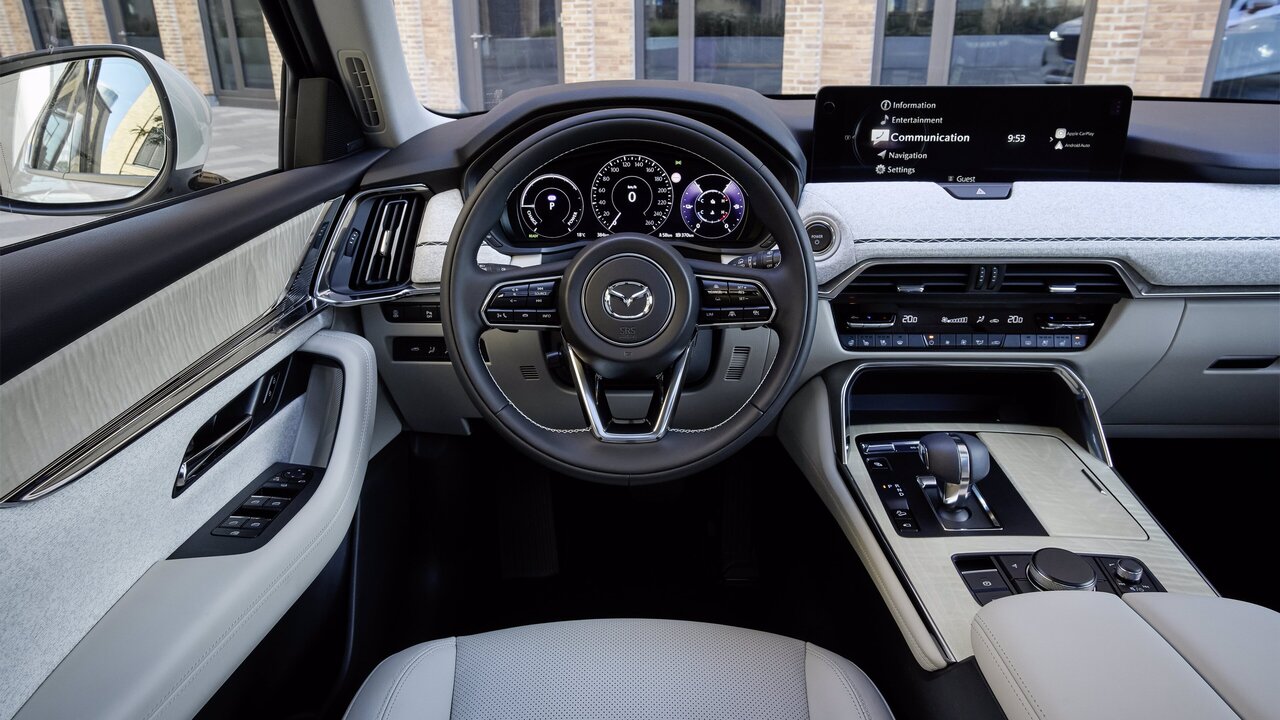 Das Cockpit des Mazda CX-60