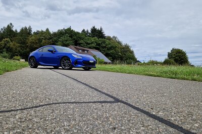 Frontansicht des Subaru BZR