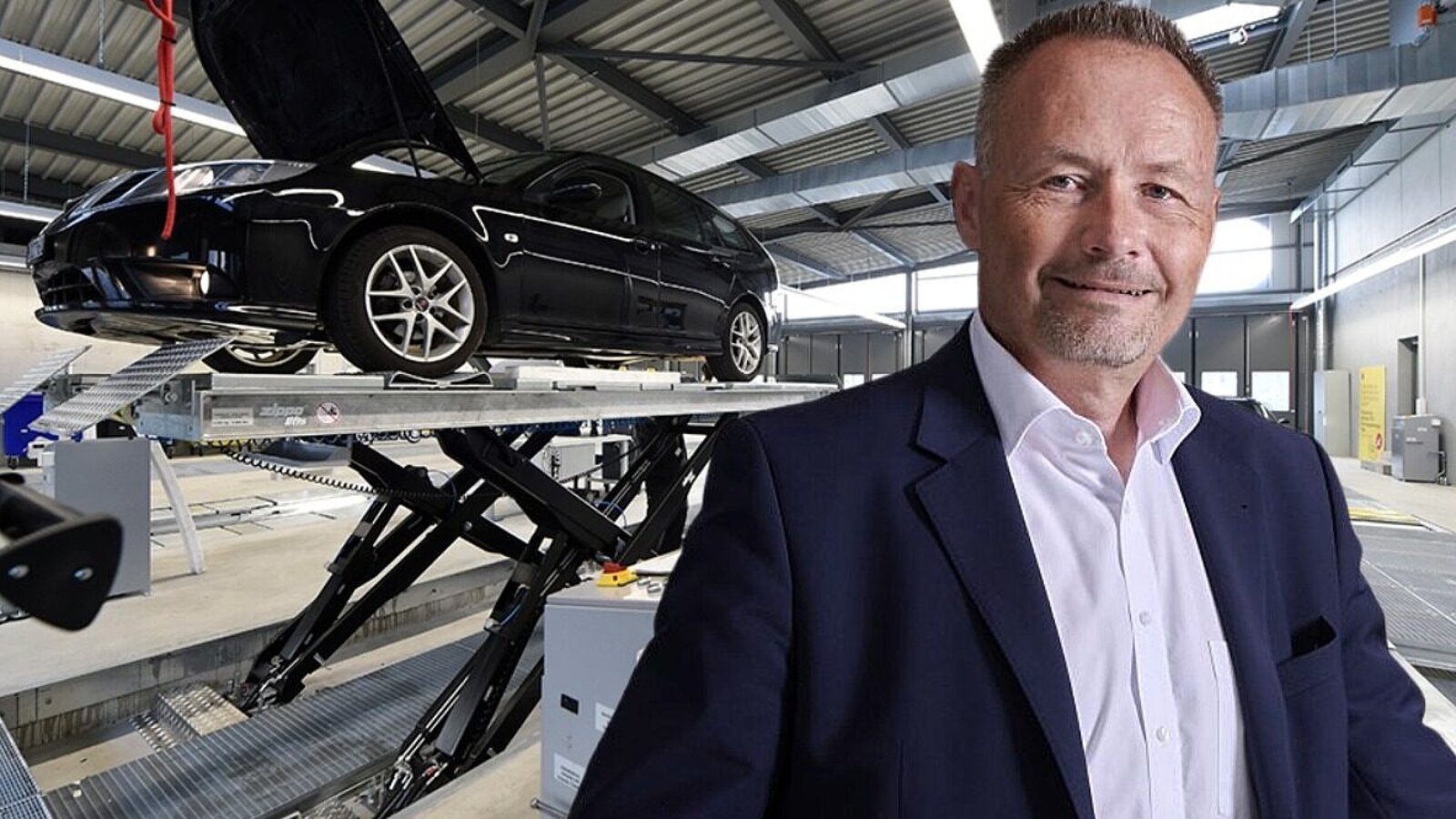 Lorenzo Cascioni, Vizedirektor des Bundesamtes für Strassen ASTRA erklärt STREETLIFE, dass die Delegation der MFK an Garagen möglich ist. Bild: ASTRA, TCS