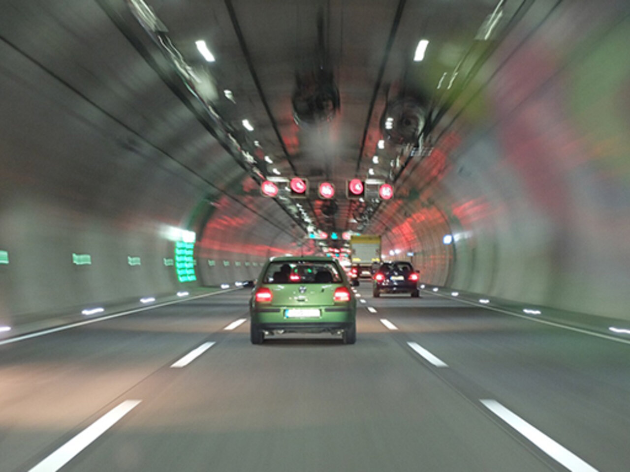 Strassentunnel