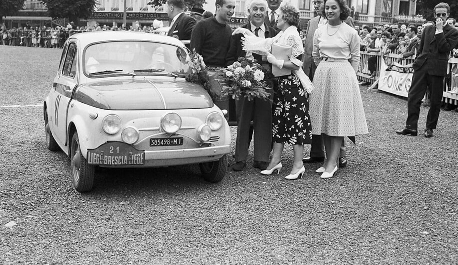 Frauenliebling und Kult-Italener: Der Fiat 500 mit Verbrennermotor geht in Rente. Bild: Fiat