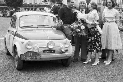 Frauenliebling und Kult-Italener: Der Fiat 500 mit Verbrennermotor geht in Rente. Bild: Fiat