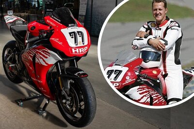 Das versteigerte Motorrad trägt noch immer die Startnummer 77. Bild: Twitter, Luxurylaunches, RM Sothebys