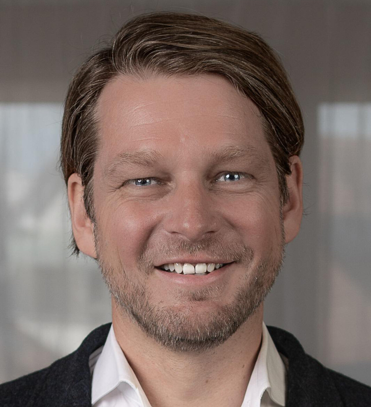 Fabian Bamert, Geschäftsführrer all.cars Global