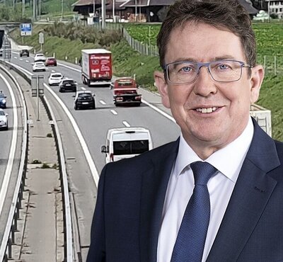 Verkehrsminister erntet für die Massnahme des Bundesamts für Strassen, ASTRA, auch aus der eigenen Partei viel Kritik. Bild: STREETLIFE, © Bundeskanzlei / Béatrice Devènes