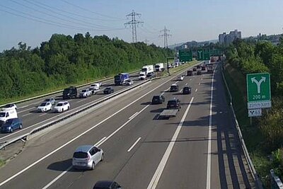 Die betroffene Strecke in Blickrichtung Bern. Bild: Autobahn Cam.