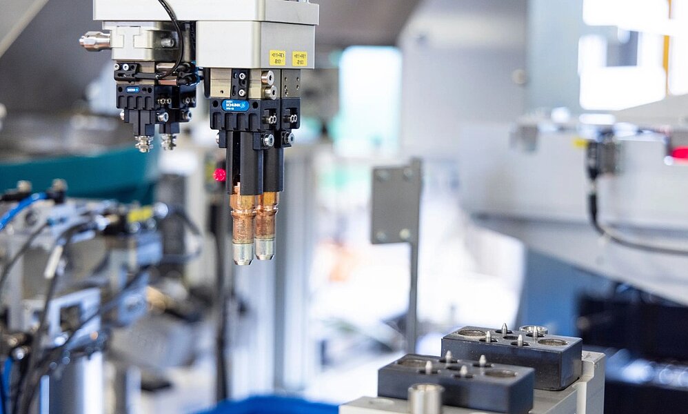 Die Wagner AG entwickelt und produziert Komponenten und Baugruppen aus Metall und Kunststoff auch für die Automobilindustrie. Bild: Wagner AG