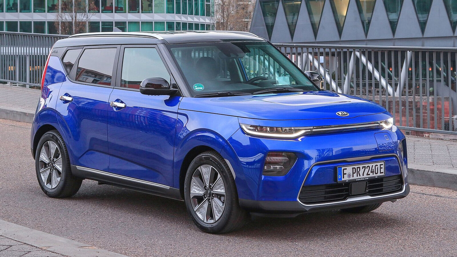 Kia e-Soul von vorne.