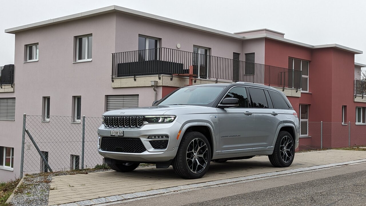 Jeep Grand Cherokee von vorne